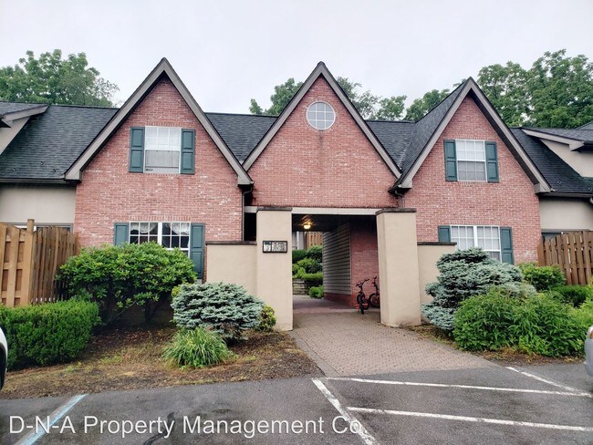 Foto del edificio - 2 br, 2 bath House - 210 Walnut Grove Rd