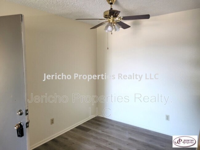 Foto del edificio - 519 Wright St