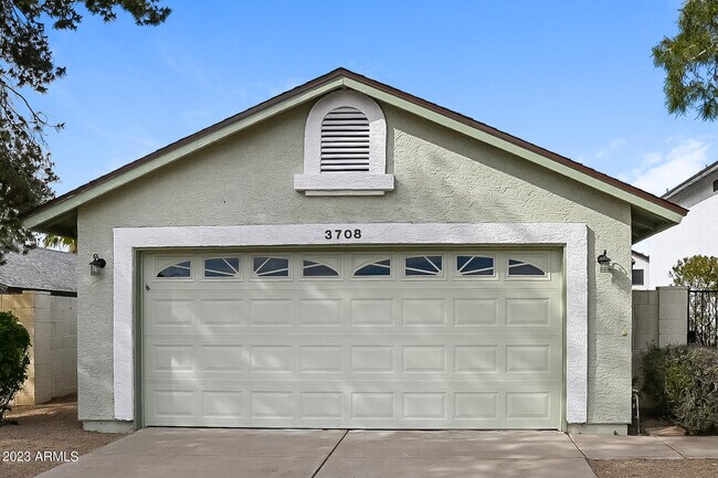 Foto del edificio - 3708 W Carol Ann Way