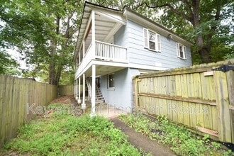 Building Photo - 1303 Tallwood St