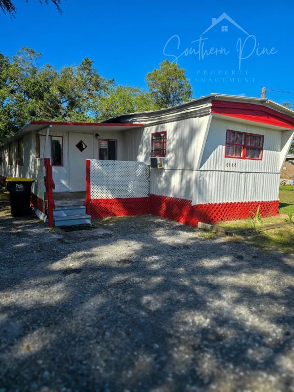 Primary Photo - 6048 Norton Rd