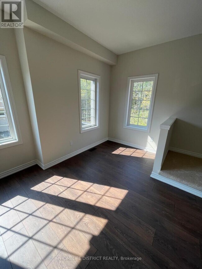 Photo du bâtiment - 620 Colborne St W