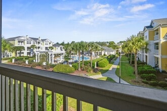 Building Photo - 1127 Rosewood Ln