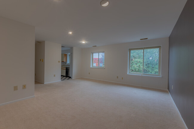 Building Photo - 2801 Pennsylvania Ave