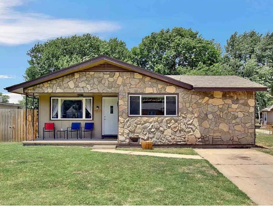 Foto principal - 3 BED 2 BATH HOME IN PARK CITY