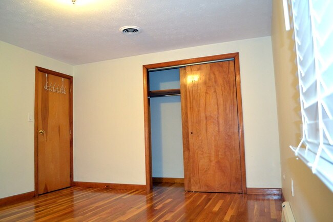 dormitorio 1 - 33 Autran Ave