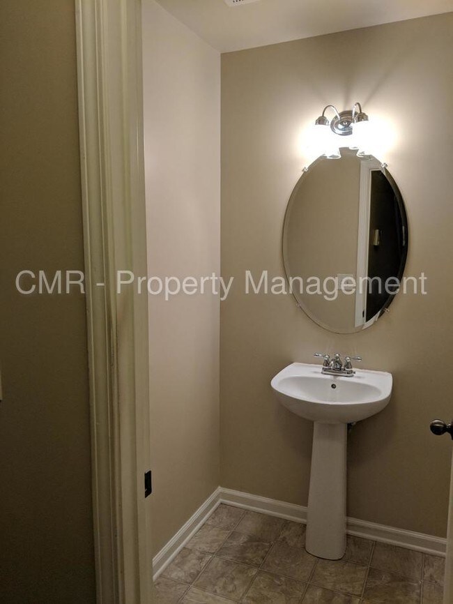 Foto del edificio - 13500 Glasgow Green Ln