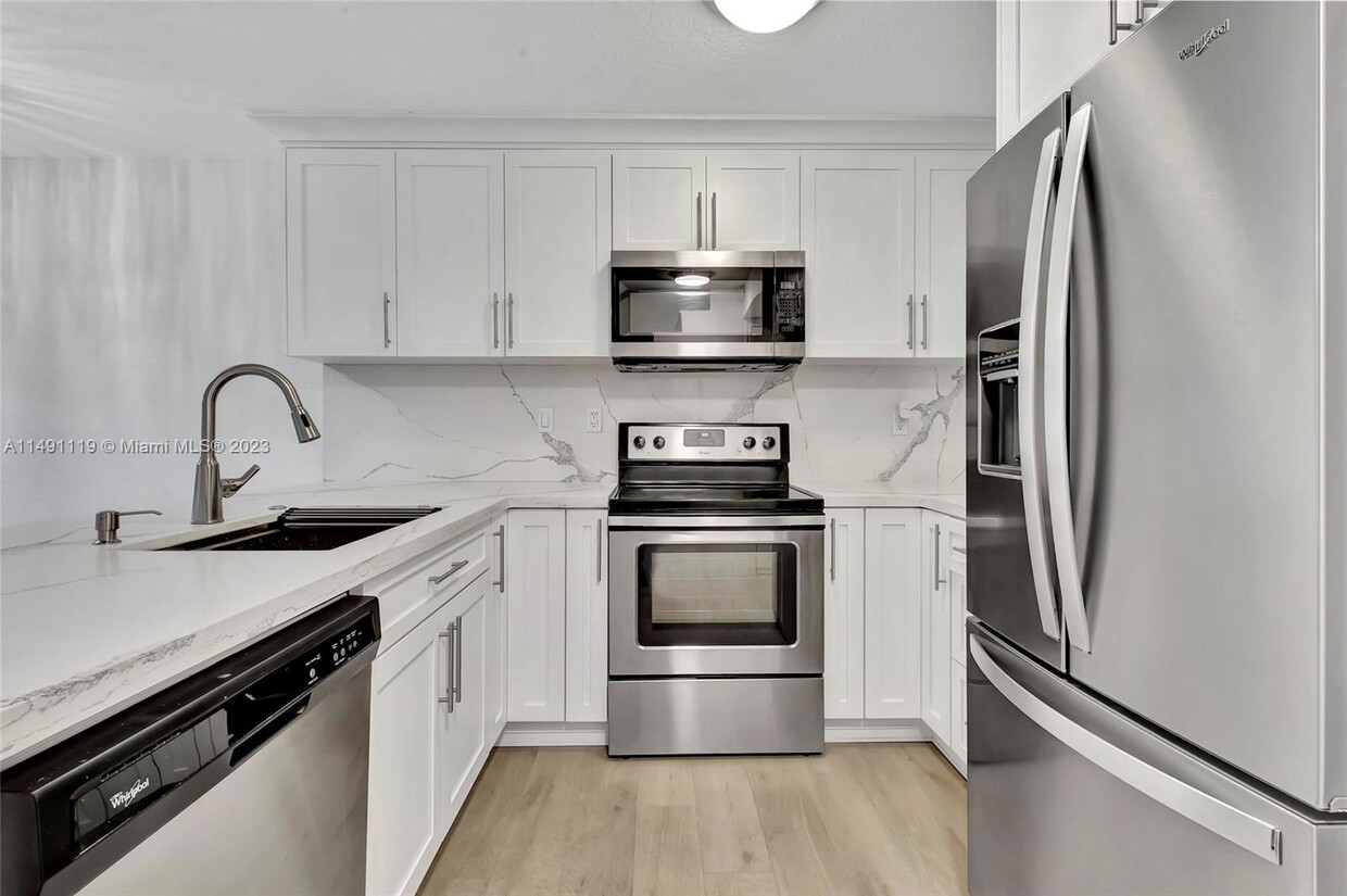 Photo - 3130 Bird Avenue, Miami, FL 33133 - 2 BR 2.5 BA Townhouse