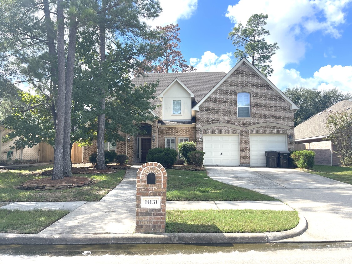 Primary Photo - 14131 Sandhill Crane Dr