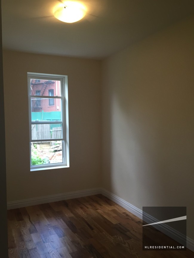 Building Photo - 412 Thomas S Boyland St
