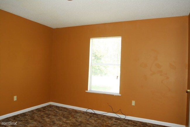 Building Photo - 3 br, 2 bath House - 17189 F Taylor Rd