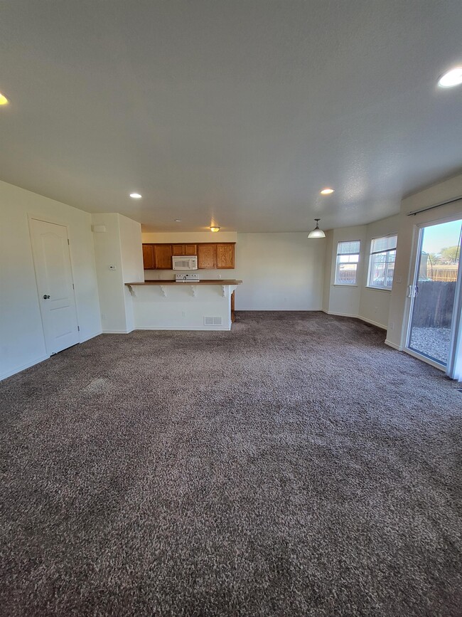 Building Photo - 6628 Watusi Rd