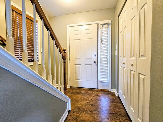 Building Photo - 21 Granite Dr