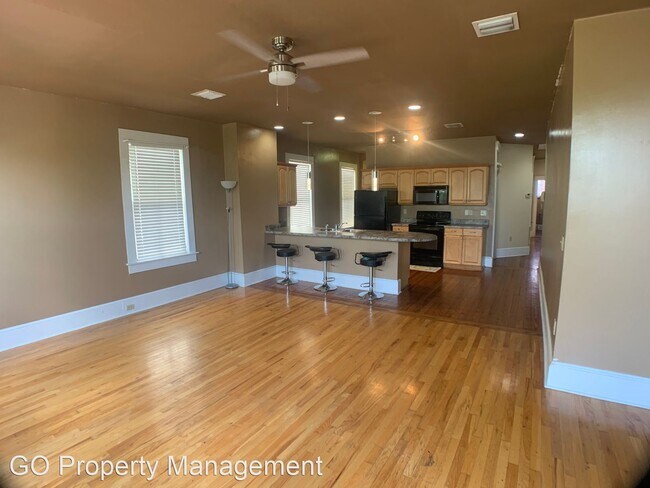 Foto del edificio - 2 br, 1 bath House - 23 E Magnolia Ave.