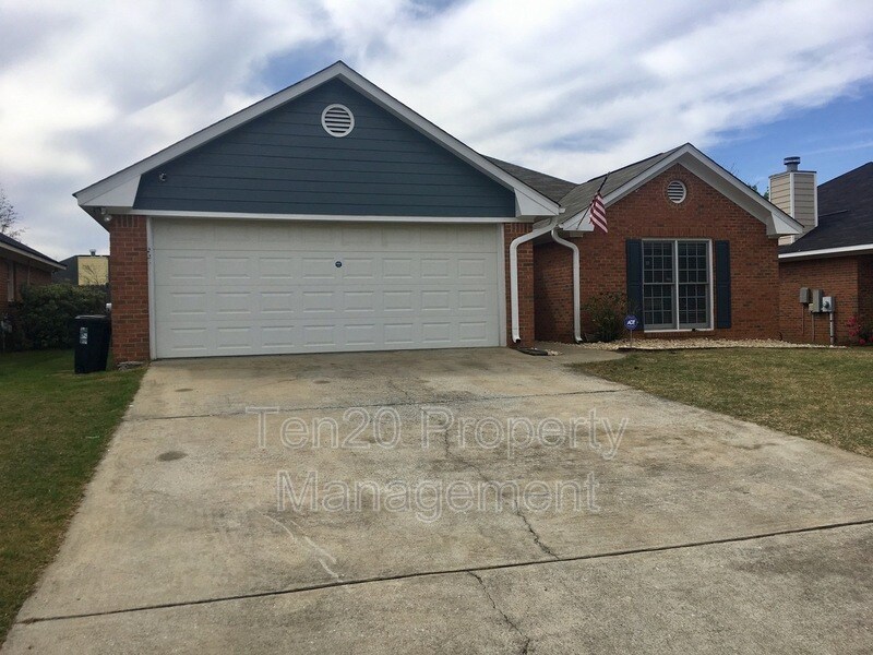 Primary Photo - 1631 N Grove Ct