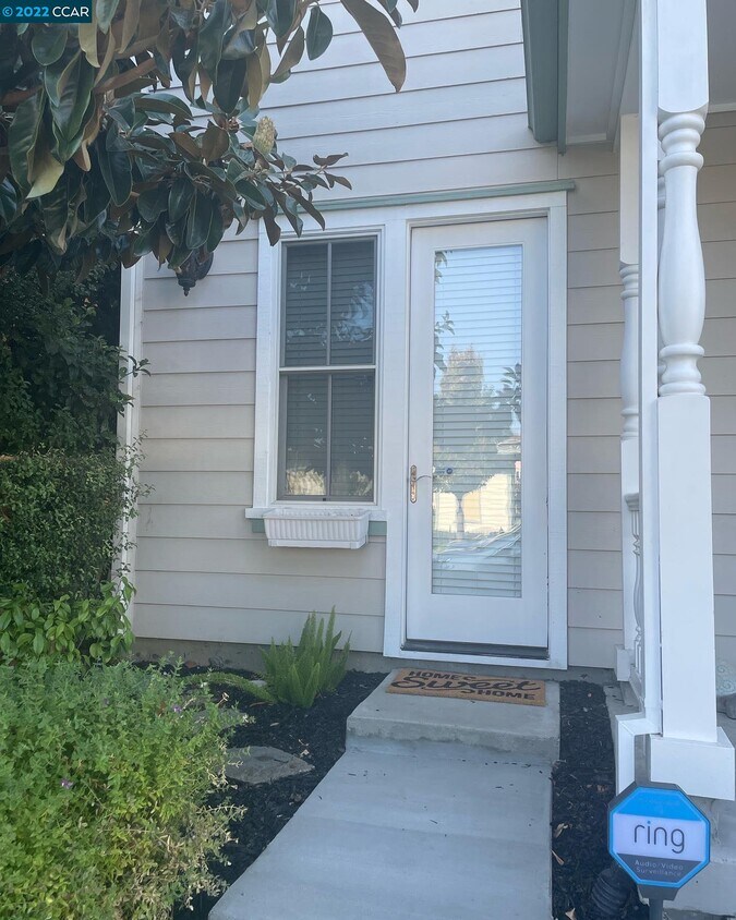 2087 Tsushima St, Hercules, CA 94547 Room for Rent in Hercules, CA