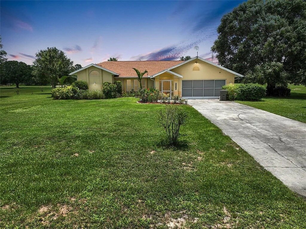 Primary Photo - 8038 SW Sunny Oaks Dr