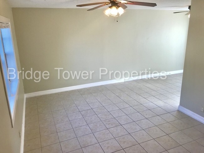 Foto del edificio - 212 Austin St, Grapevine