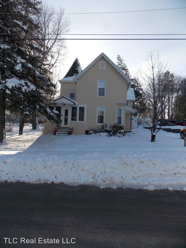 Building Photo - 4 br, 2 bath House - 43 Champion St