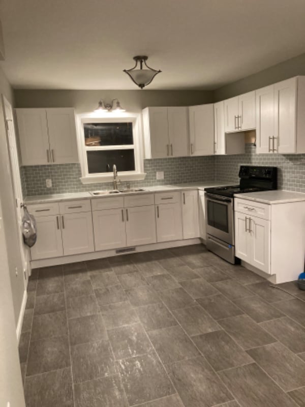 Building Photo - 1044 Stonybridge Dr