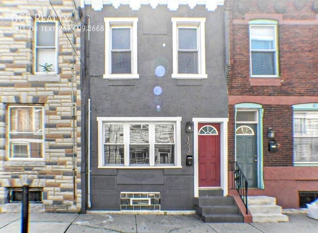 Building Photo - 1535 S Hicks St