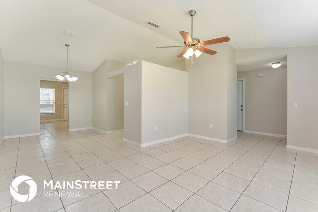 Foto del edificio - 1679 April Ave