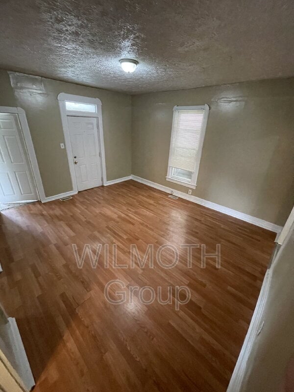 Foto del edificio - 1512 English Ave