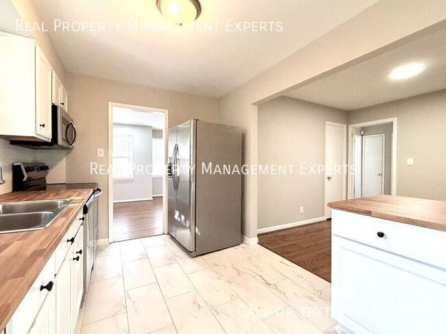 Photo - 1843 Camp Greene St House