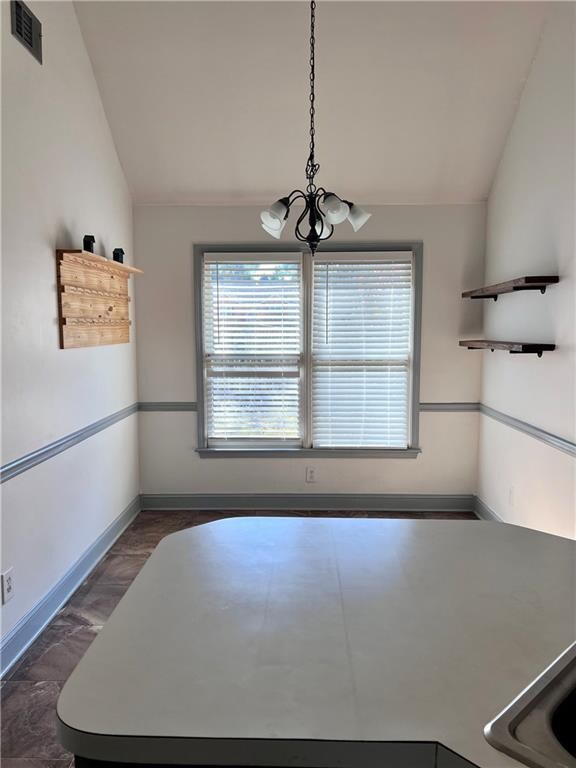 Building Photo - 3390 Maple Terrace Dr