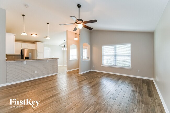 Foto del edificio - 4595 Prunty Ave
