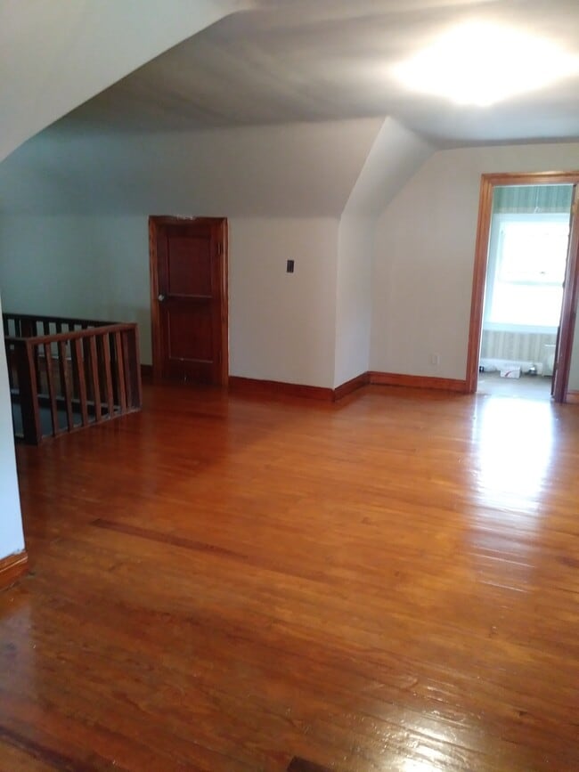 Master bedroom - 2120 Allston Ave