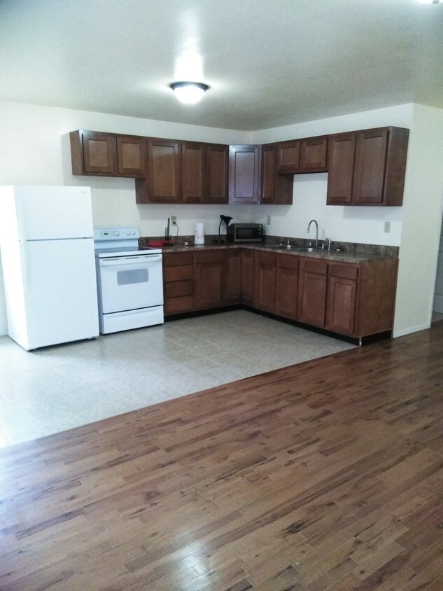 708 S Willow Dr, Morehead, KY 40351 Rentals in Morehead at 708 S Willow Dr Morehead, KY