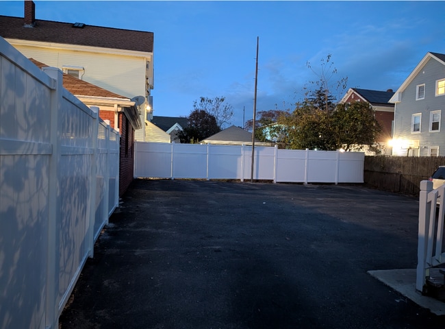 Foto del edificio - 313 Branch Ave