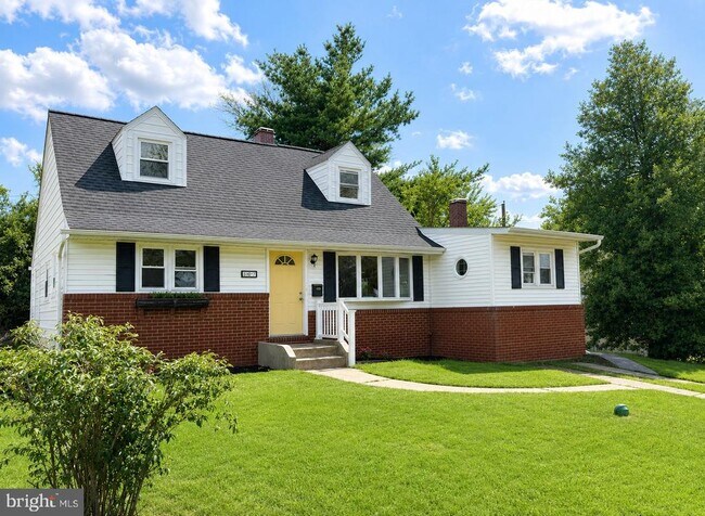 Building Photo - 307 Luther Rd