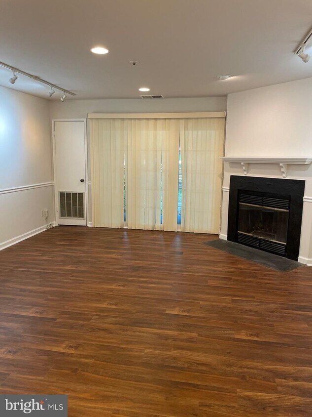 4956 Columbia Rd Unit 2, Columbia, MD 21044 Room for Rent in Columbia