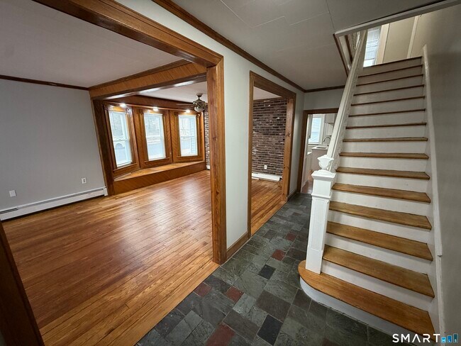 Building Photo - 113 Trowbridge Pl