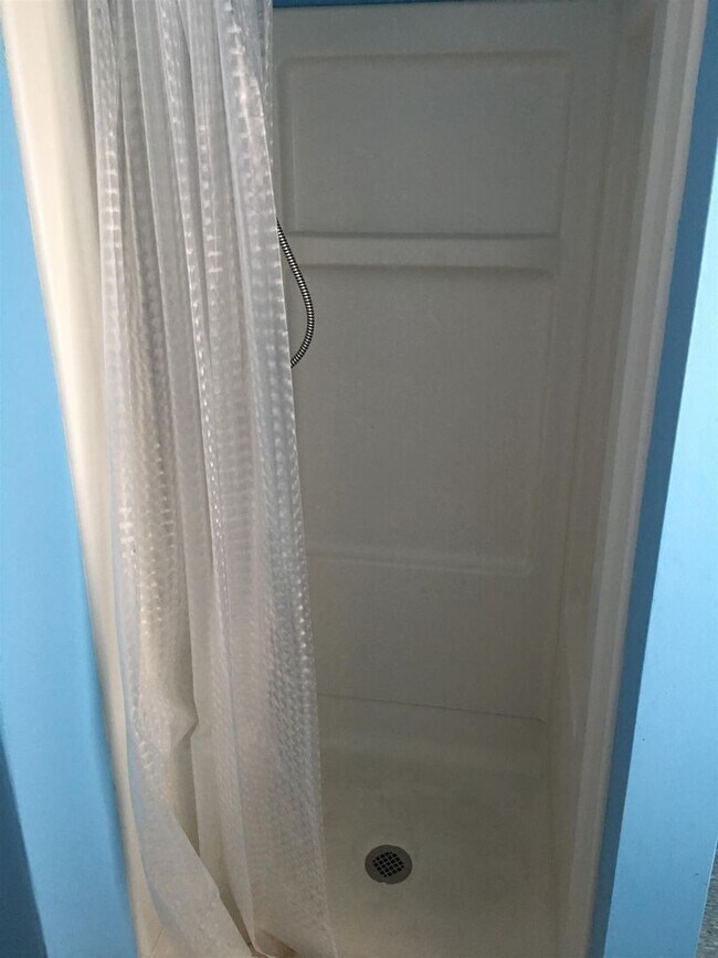 Foto del edificio - Adorable apt for rent in charming home!