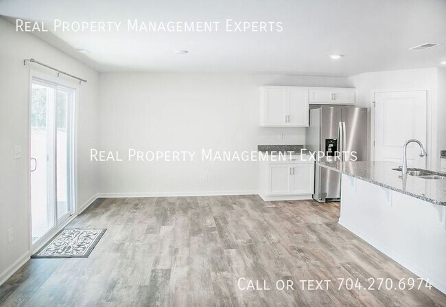 Foto del edificio - 2754 Sherrills Stream Drive