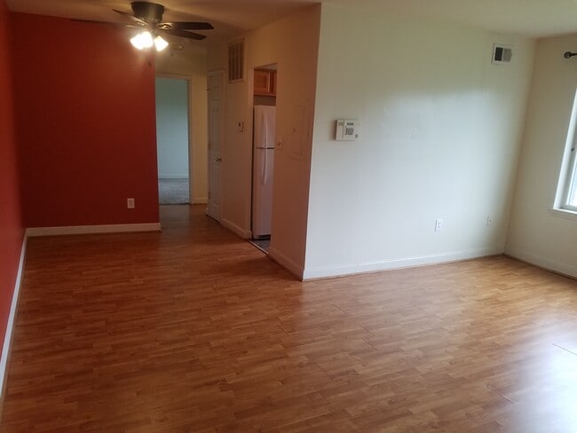 Building Photo - 748 Brandywine St SE