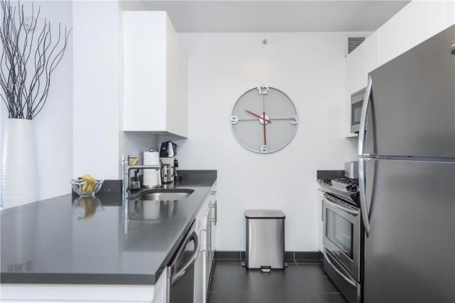 Foto del edificio - 1 bedroom in LONG ISLAND CITY NY 11109