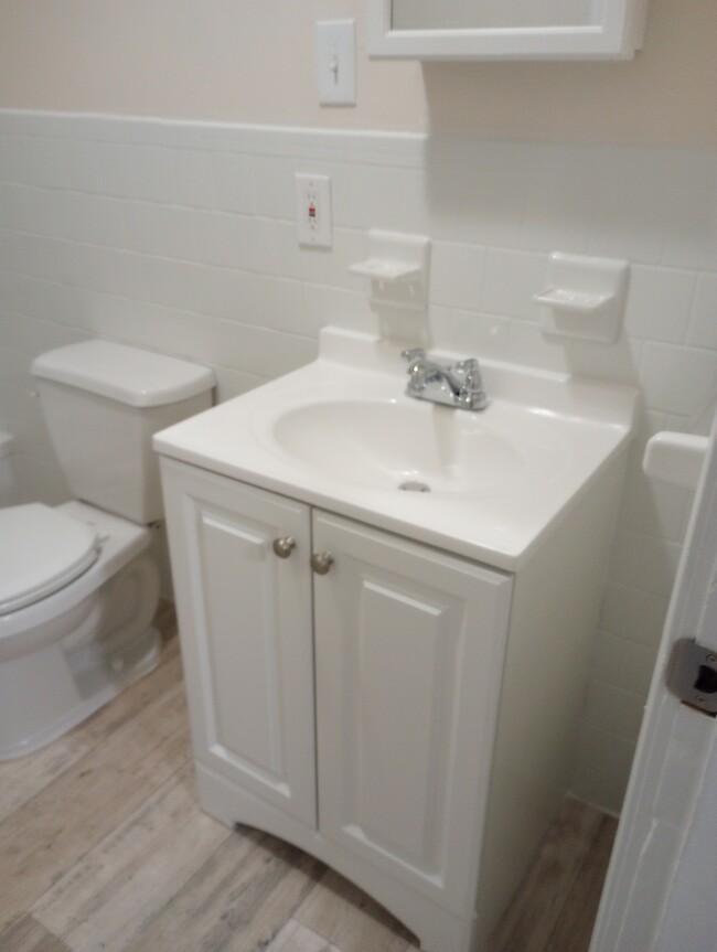 Updated Bathroom - 200 Rhode Island Ave
