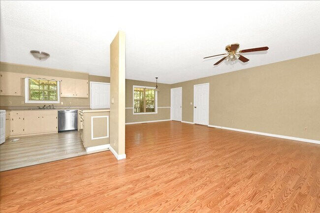 Foto del edificio - 3 Bedroom, 2 Bath home.