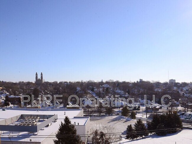 Foto del edificio - 612-616 N 46 St