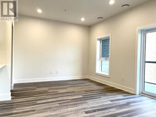 Building Photo - 1100 Lackner Pl