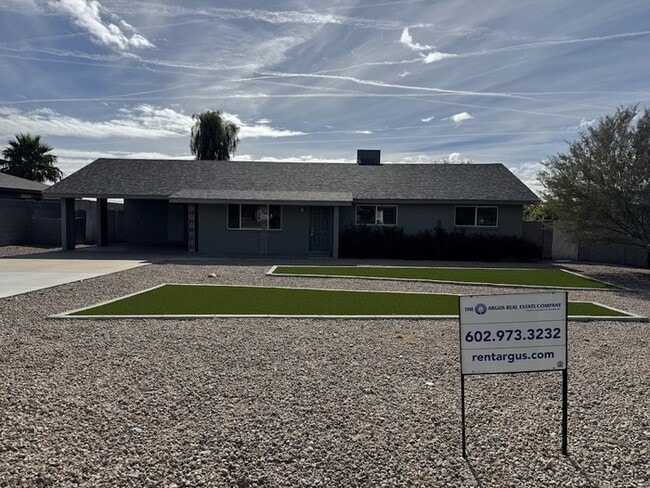 Mid Century and Mountain Views - Mid Century and Mountain Views House