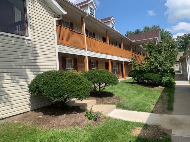 Wrens Trail Garden Apartments – photo 1 of 15