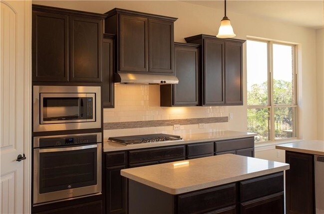 Building Photo - 15405 La Catania Dr