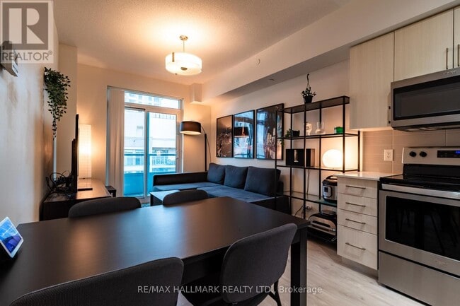 Photo du bâtiment - 591 Sheppard Ave E