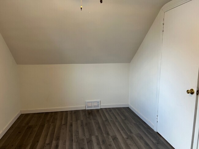 Foto del edificio - N 6th St Duplex