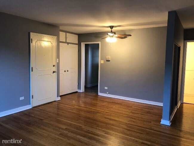 Foto del edificio - 6218 N Whipple St